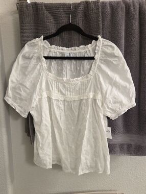 Old Navy White Square Neck Peasant Blouse